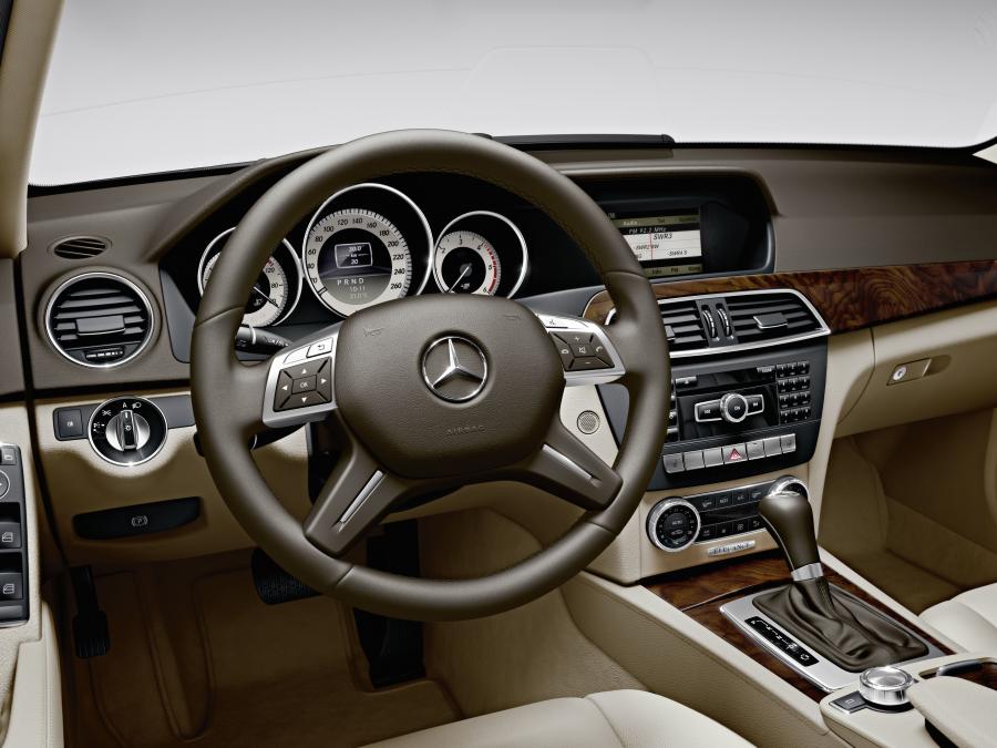  Mercedes-Benz C250 CDI 2011 года  (фото 28 из 60)